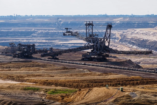 معدن لیگنیت